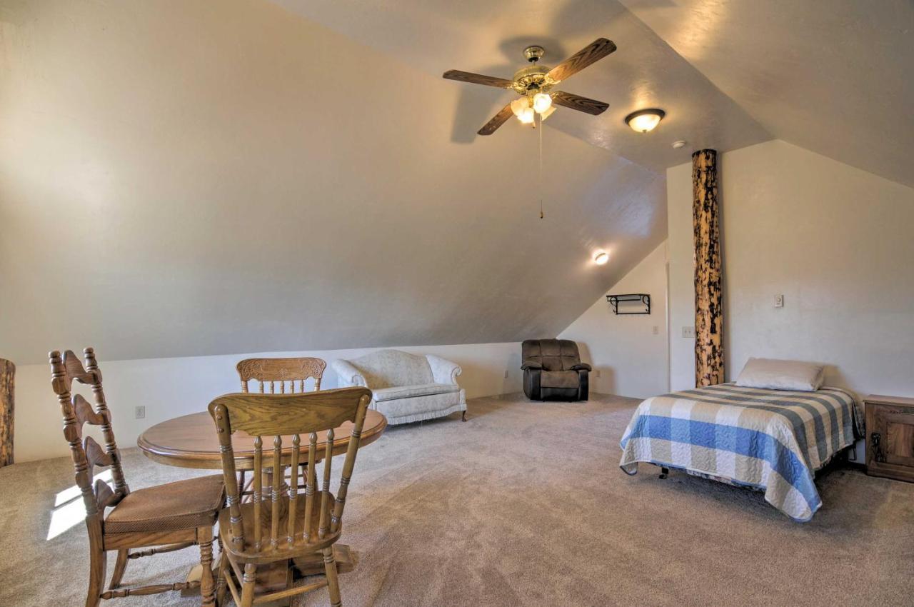 Cozy Henrieville Cabin 18 Mi To Bryce Canyon Np! Buitenkant foto