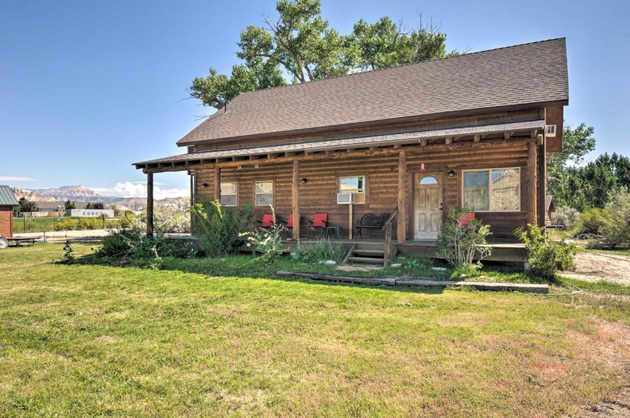 Cozy Henrieville Cabin 18 Mi To Bryce Canyon Np! Buitenkant foto
