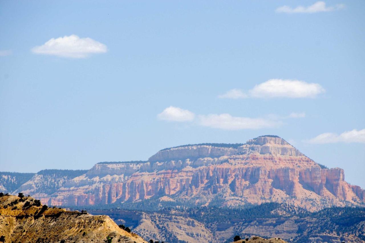 Cozy Henrieville Cabin 18 Mi To Bryce Canyon Np! Buitenkant foto